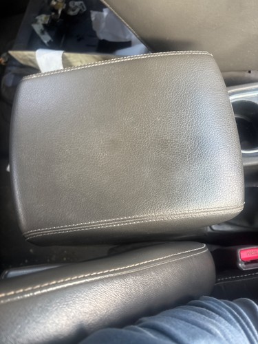 Centre console armrest 2011 - console,