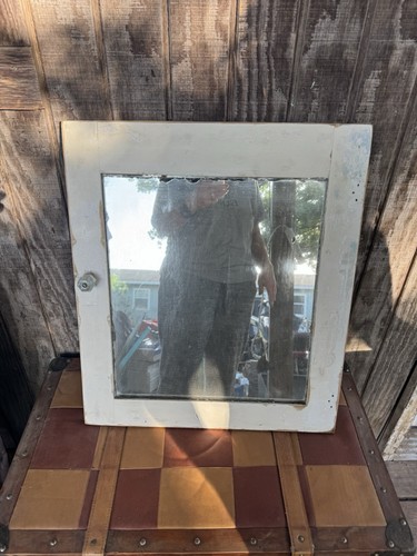 Antique shabby white mirror - white,