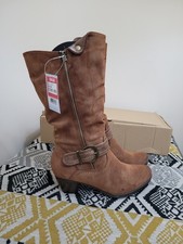 BNIB Tan Pavers Adjustable Mid
