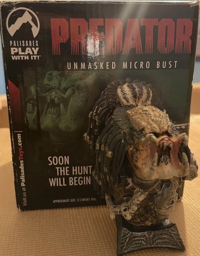 Palisades micro predator bust - palisades,