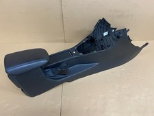 FOCUS RS CENTRE CONSOLE WITH ARMREST LEATHER F1EB-A045M62-KF35B8  2016-2018 C173