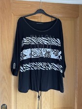 Betty Barclay top size 16 NWT