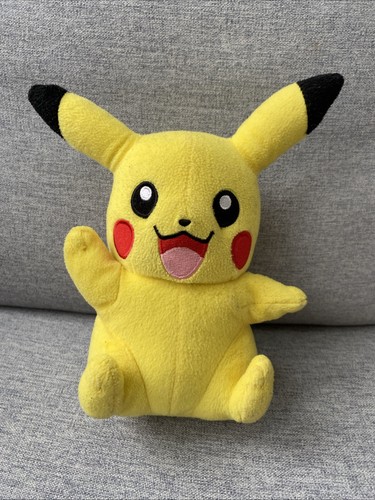 Pokémon pikachu plush cuddly - pokémon,