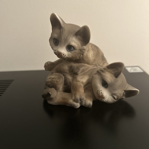 Vintage alfretto cat figurine - cat,