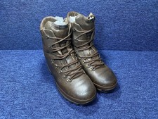 SIZE UK 10M - Altberg Defender