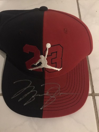 Michael jordan signed - jordan, chicago