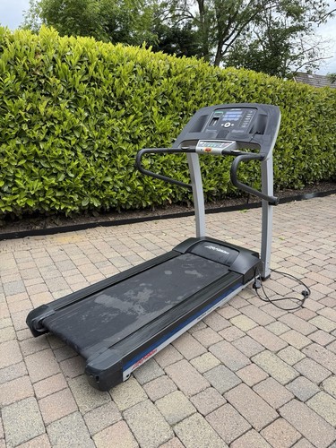Life fitness folding - folding, treadmill