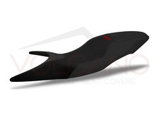 With Full Service Sattelfutter