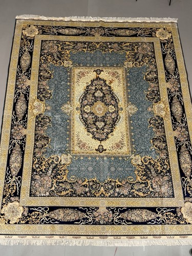 Vintage persian style rug - vintage,