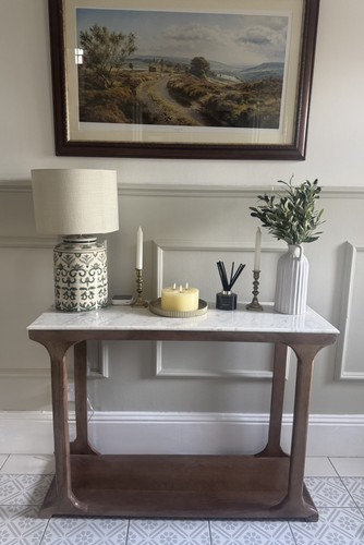 Marble top solid - &,