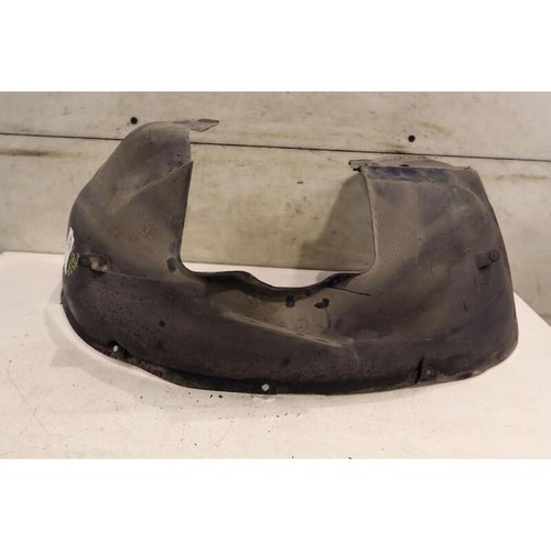 Right front wheel arch - front,