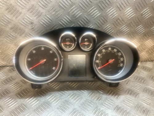 2010 vauxhall astra - 2010,