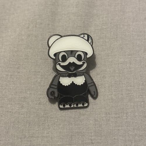 Clara cluck vinylmation pin - clara,