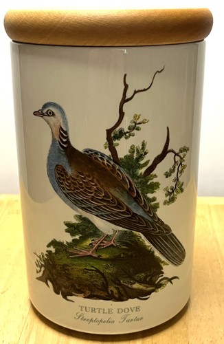 Portmeirion birds britain - birds, of