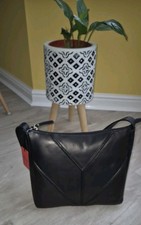 GiGi Leather Ladies Black