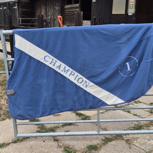 Fleece rug - fleece, 5'9"