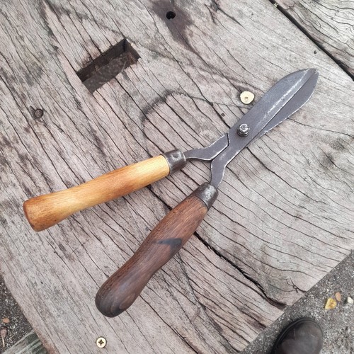 Small vintage shears