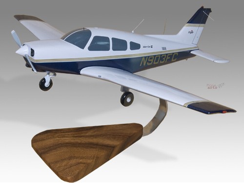 Piper warrior flightline - piper,