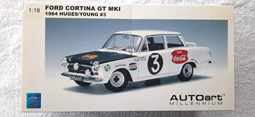 Autoart millennium ford - autoart,