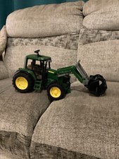 Bruder John Deere 6920 Tractor With Front Loader, 1:16 Scale, 02052, Green.