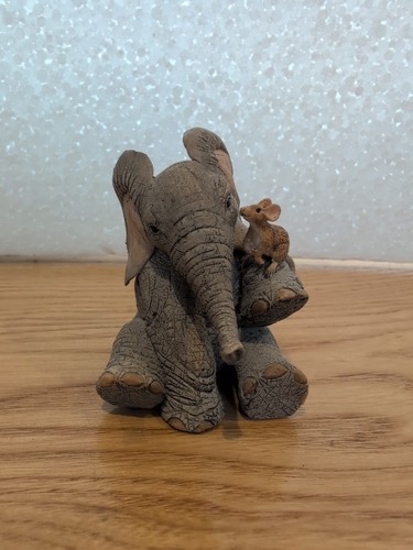 Tuskers elephant figurine love - tuskers,