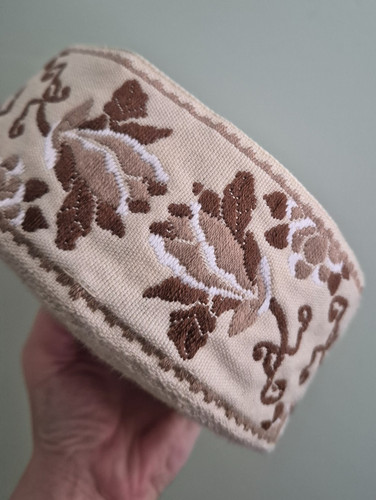 Meters vintage upholstery - 8,