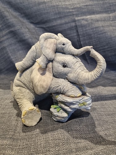 Tuskers elephant collection - tuskers,