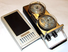 VINTAGE 1960s LLOYD'S PORTABLE