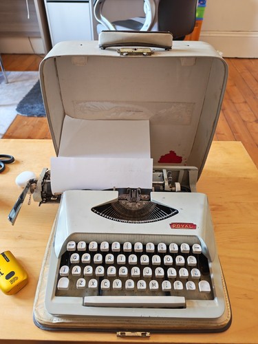 Vintage royal royalite 120 - royal,