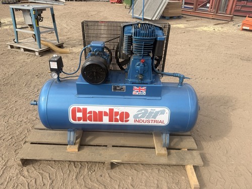 Clarke air compressor - compressor, se25c