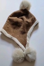CELTIC & CO. Sheepskin Leather Hat With Ear flaps and pom poms Size Large