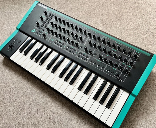 Pwm mantis voice - mantis, polyphonic