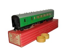 HORNBY DUBLO 4082 SR SUBURBAN BRAKE 2ND COACH BOXED *MINT UNUSED*