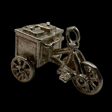 Vintage Silver Charm –Oold-fashioned ice cream tricycle cart – Estate Collection