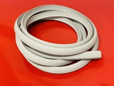 VESPA SS180 1968- 1973 ONE 3000MM LENGTH OF AGATE GREY RAL7038 SIDE PANEL RUBBER