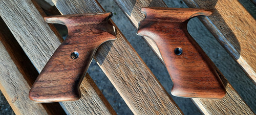 Hirdhawks custom grips - custom,