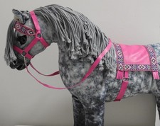 Handmade pink leather bitless