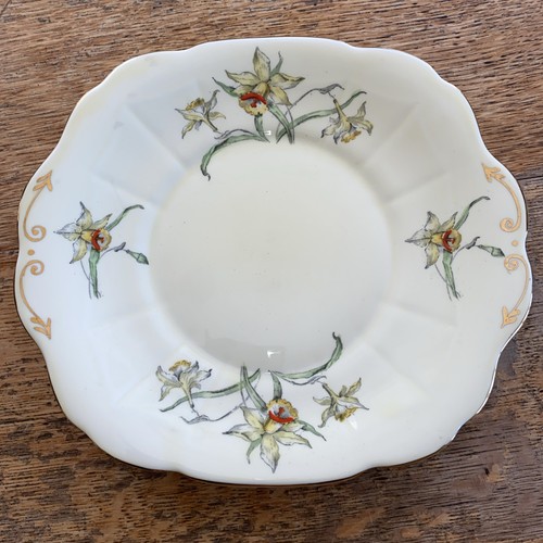 Daffodil vintage bone china - daffodil,