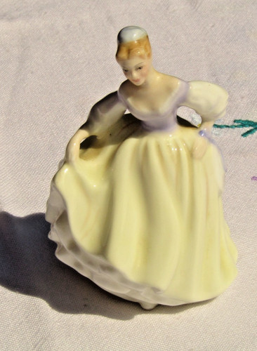Royal doulton fair lady - royal,