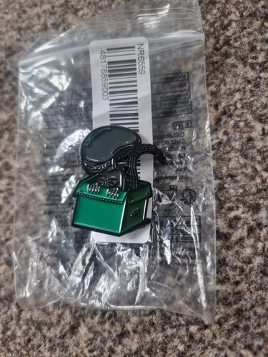 New alien box enamel - alien,