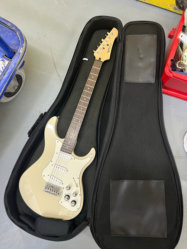 Variax standard series white - standard,