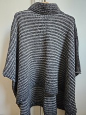 Zara Women's Striped Knitted Black and Grey Poncho Size M (New)
