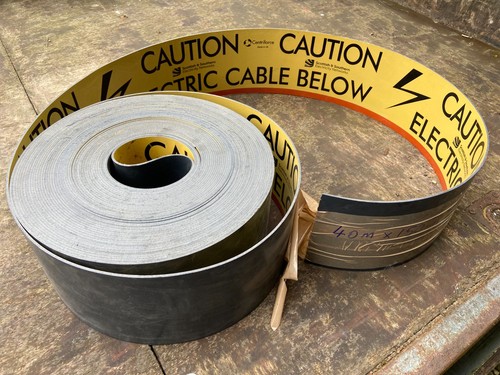 Caution electric cable - caution, below