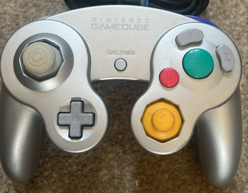 Official nintendo gamecube - *official*,