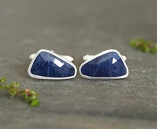 17ct Triangular Sapphire