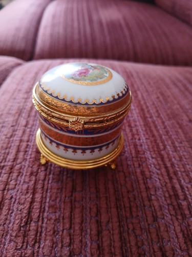 Regal porcelain small trinket - porcelain,