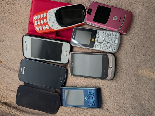 Job lot old mobile - lot,