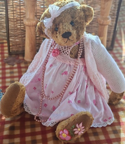 Artist bear alice - (, very