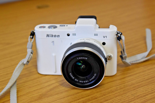 Nikon mirrorless camera - 1, +