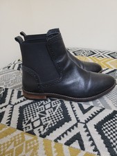 ☆ Black Dune London Quant